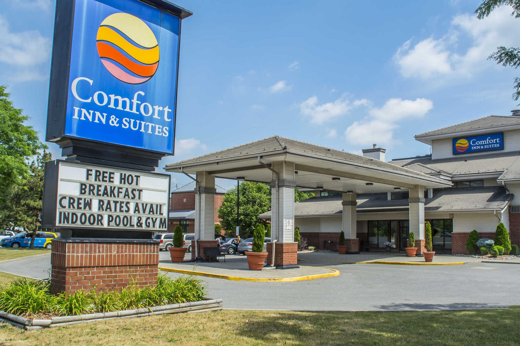 Comfort Inn & Suites Ambassador Bridge Windsor Ngoại thất bức ảnh