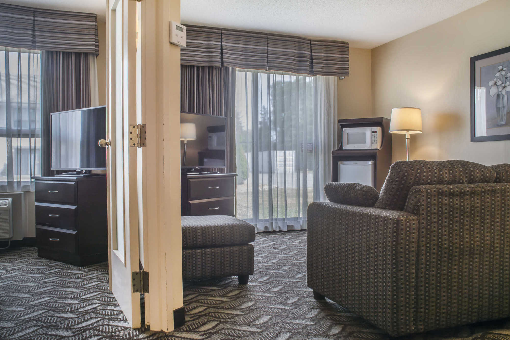 Comfort Inn & Suites Ambassador Bridge Windsor Phòng bức ảnh