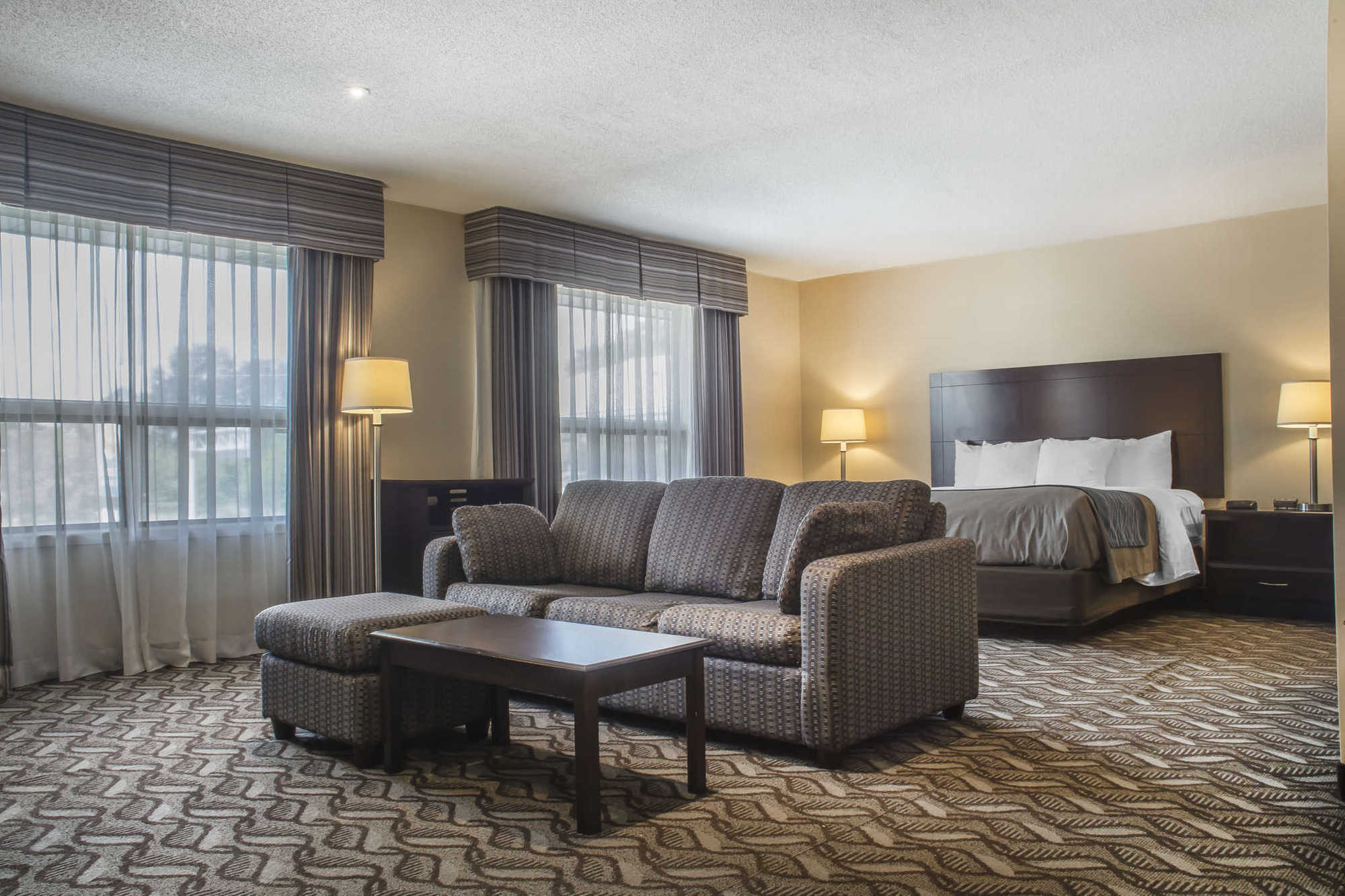 Comfort Inn & Suites Ambassador Bridge Windsor Phòng bức ảnh