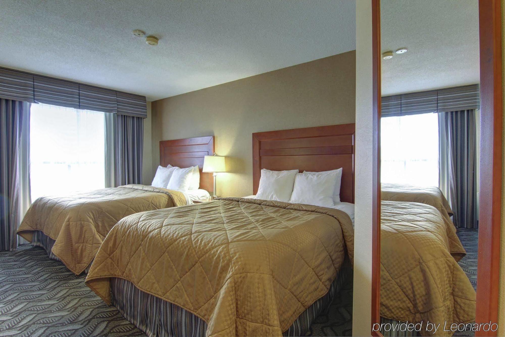 Comfort Inn & Suites Ambassador Bridge Windsor Ngoại thất bức ảnh